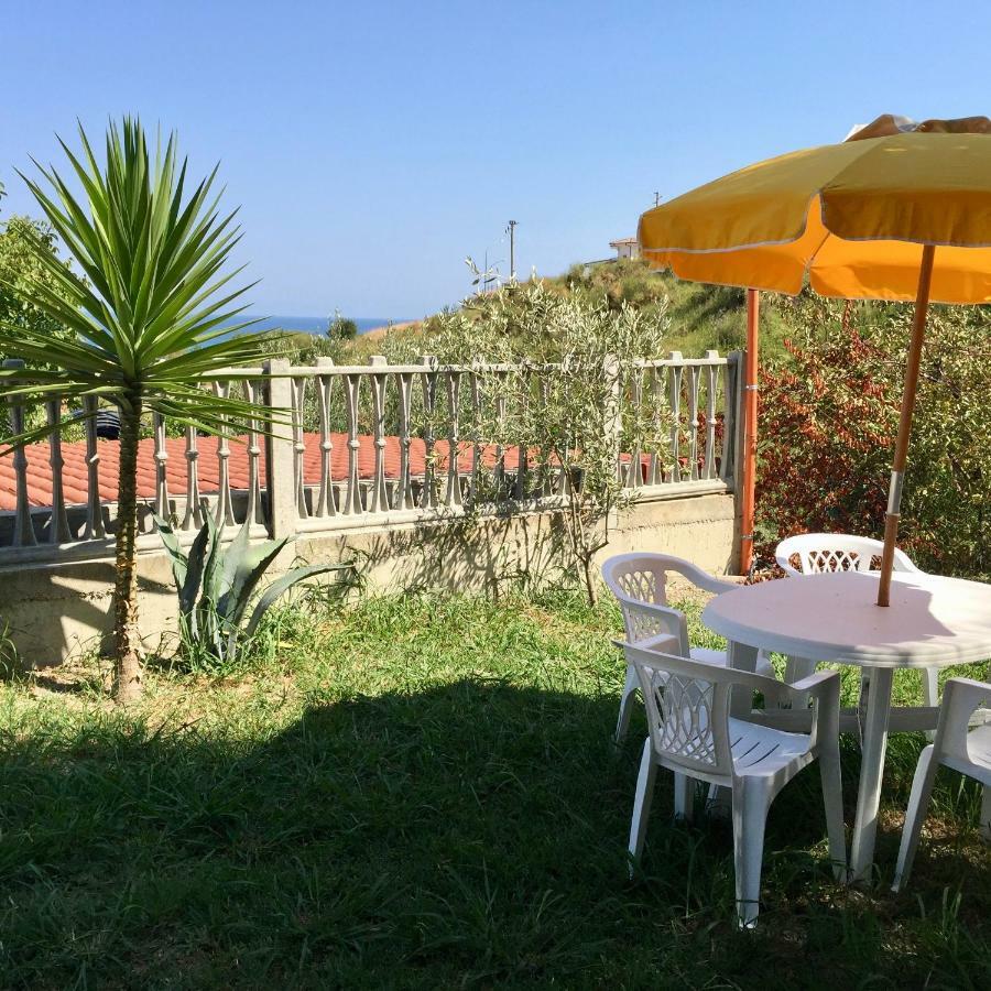Ferienwohnung Alba Blu Santa Caterina Dello Ionio Marina Exterior foto